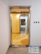 东四维修办公室玻璃门更换配件碎玻璃